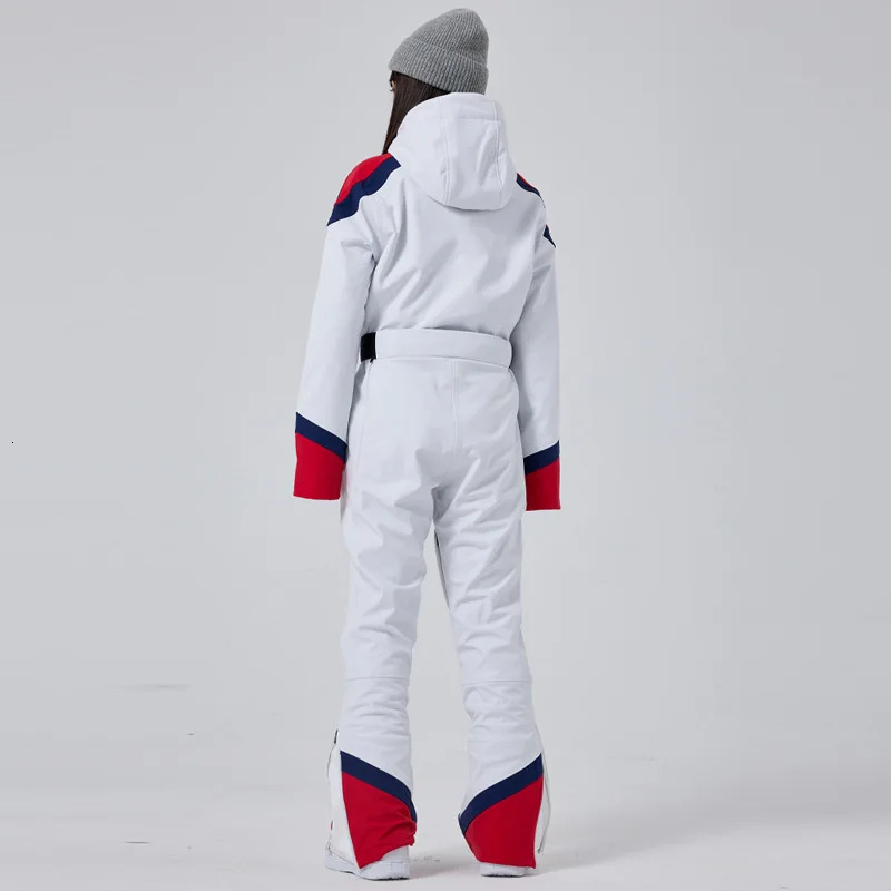 2025 New Slim Fit Ski Jumpsuit Breathable Skiing Suits Winter Women Snowboard Overall Strap Tracuit Hooded Female Snow Clothes