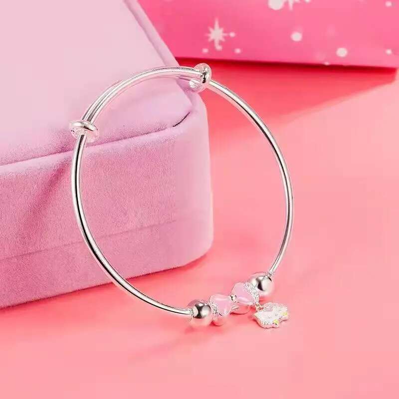2024 Hello Kittys Kawaii Bracelet Pendant Cartoon Fashion Girl Jewelry Birthday Christmas Z250910