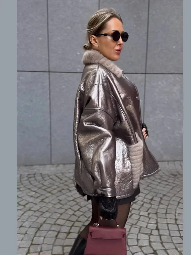 Fashion Silver Fur Flip Collar Full Sleeve Woman Warm Coat Elegant Solid Color Single Breasted Short Jacket Fall Streetwear 241115