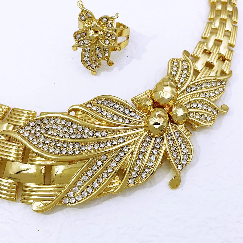 18K gold-plated Italian jewelry set with square female leaf necklace bracelet ring 4pcs jewelry set wedding party accessories 241115