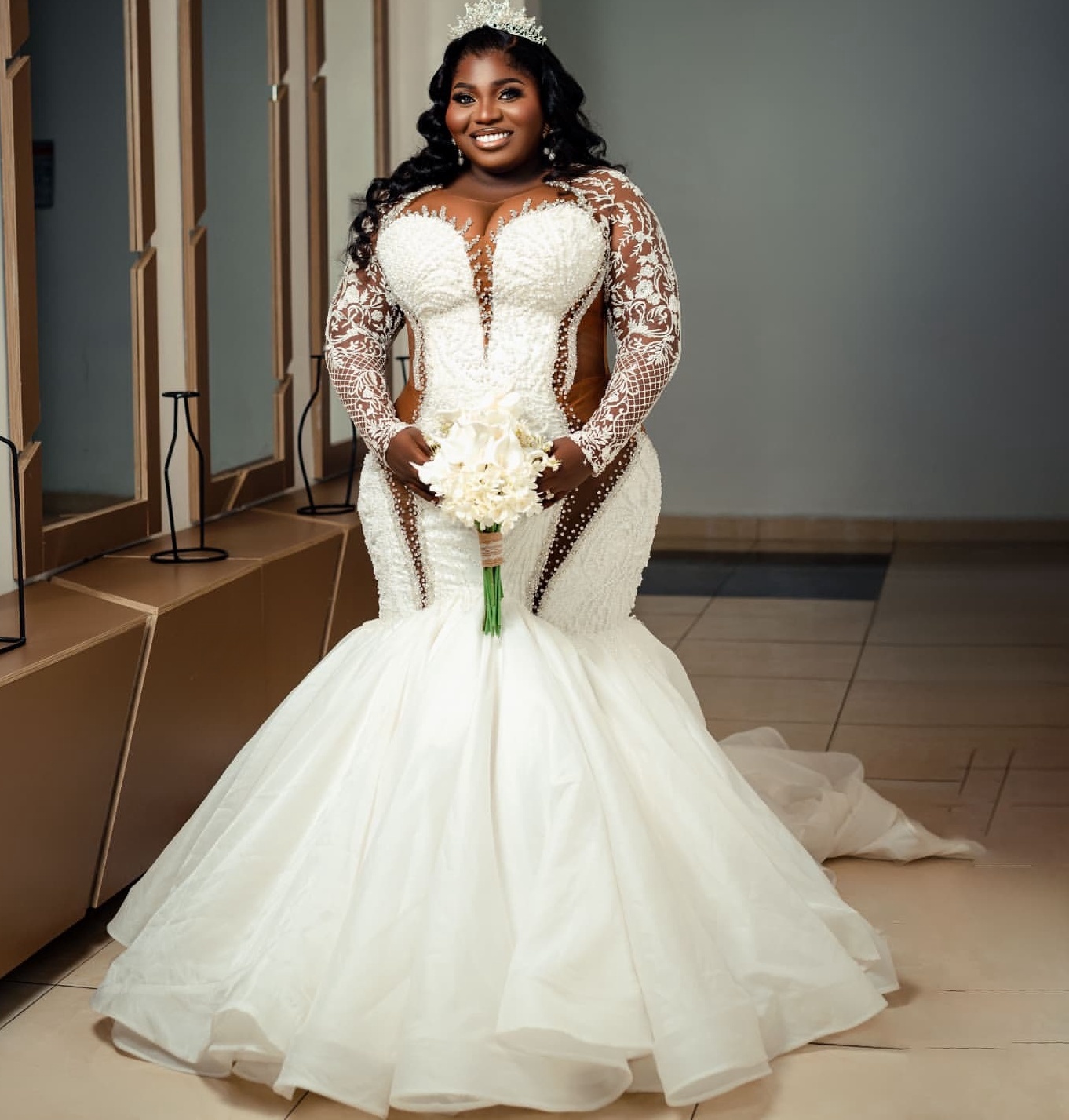 2024 Arabic Aso Ebi Plus Size Ivory Illusion Bride Dresses Beaded Lace Full Sleeves Vintage Bridal Gowns Dress For Bride