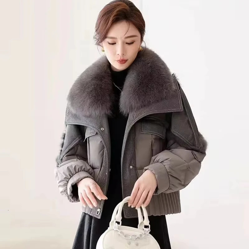 Womens Winter Down Jacket 2024 Short Style Outerwears Natural Fur Collar White Goose Suede Fabric 241115