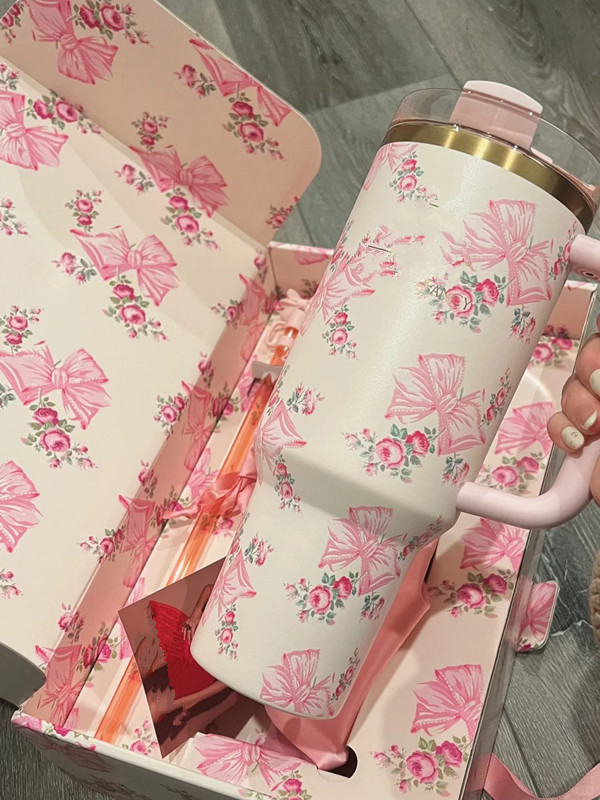 DHL Purple Stars Cups 40oz Stainless Steel Tumblers with handle Lid And Straw Travel Cobranded Light Blue Spring Winter Cosmo Pink Car mugs 0924