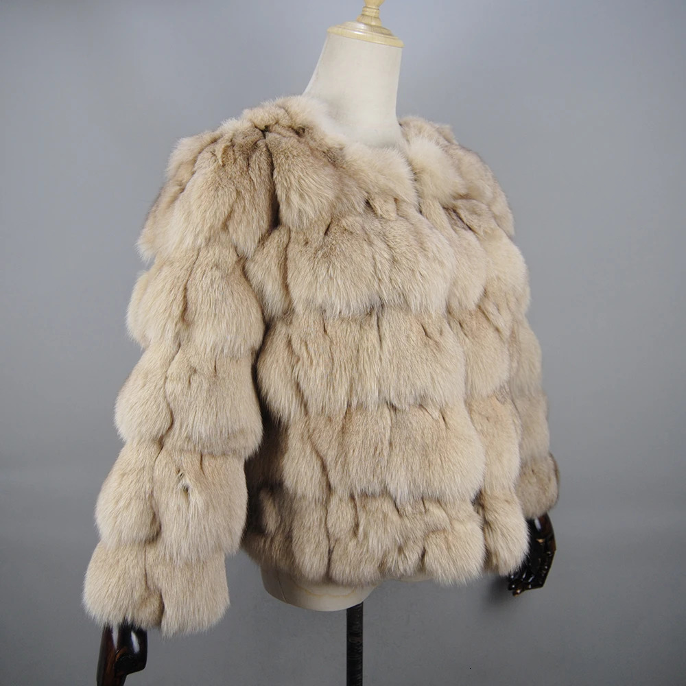 2024 Style Real Fur Coat 100 Natural Fur Jacket Female Winter Warm Leather Fox Fur Coat High Quality Fur Vest y241115