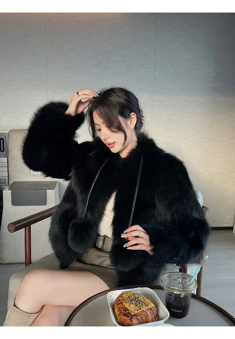 Fox Fur Grass Coat for Women Fashionable and Slim with a Young and Stylish Hairy Coat 241115