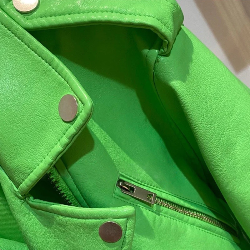 Lautaro Y2k Short Green Gecko Biker Leather Jacket Long Sleeve Zipper Belt Colored Stylish Outerwear for Women Fashion 241114