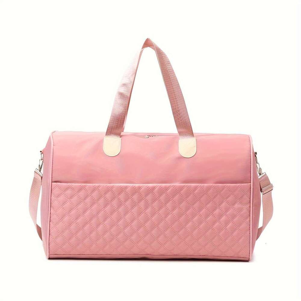 Chic Argyle Weekender Duffel - Stylish & Spacious Travel Bag with Secure Zipper for the Modern Traveler