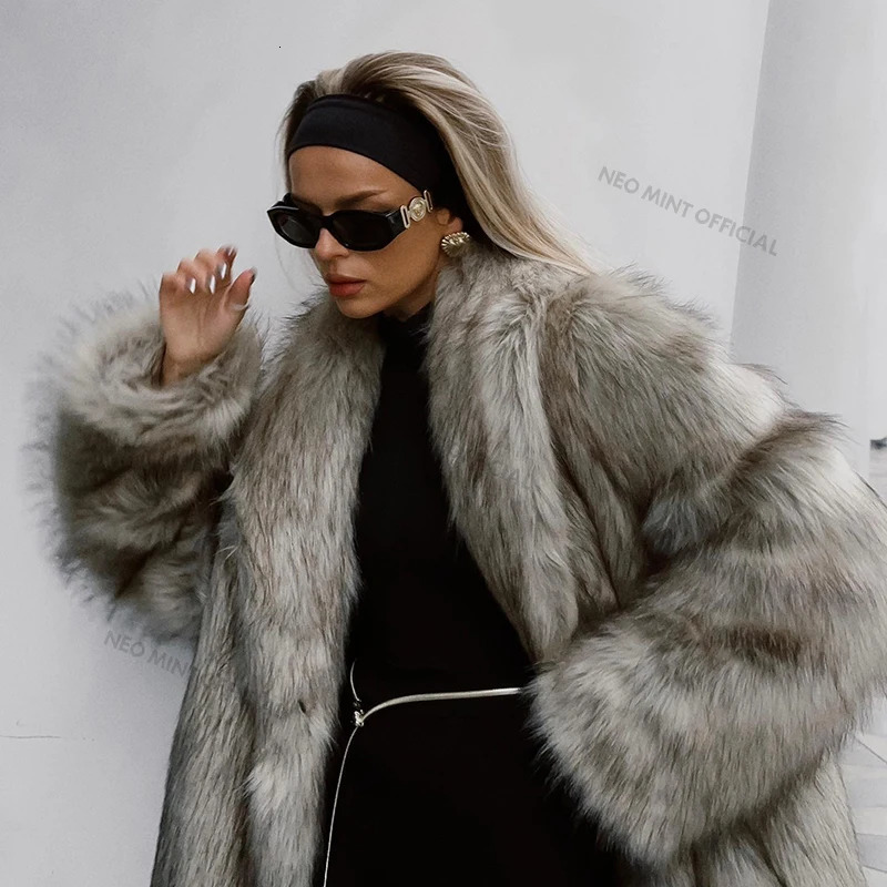 Neo Mint Mob Wife Aesthetic Long Faux Fur Coat Women Winter 2024 Fluffy Gradient Fox Fur Jacket Female Furry Overcoat 241115