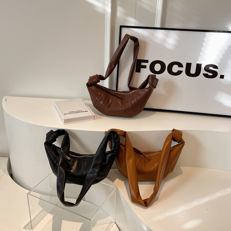 French Half Moon Satchel Soft Leather Vintage Dumpg High Quality Ladies Crossbody Solid Hobo PU Designer Bag