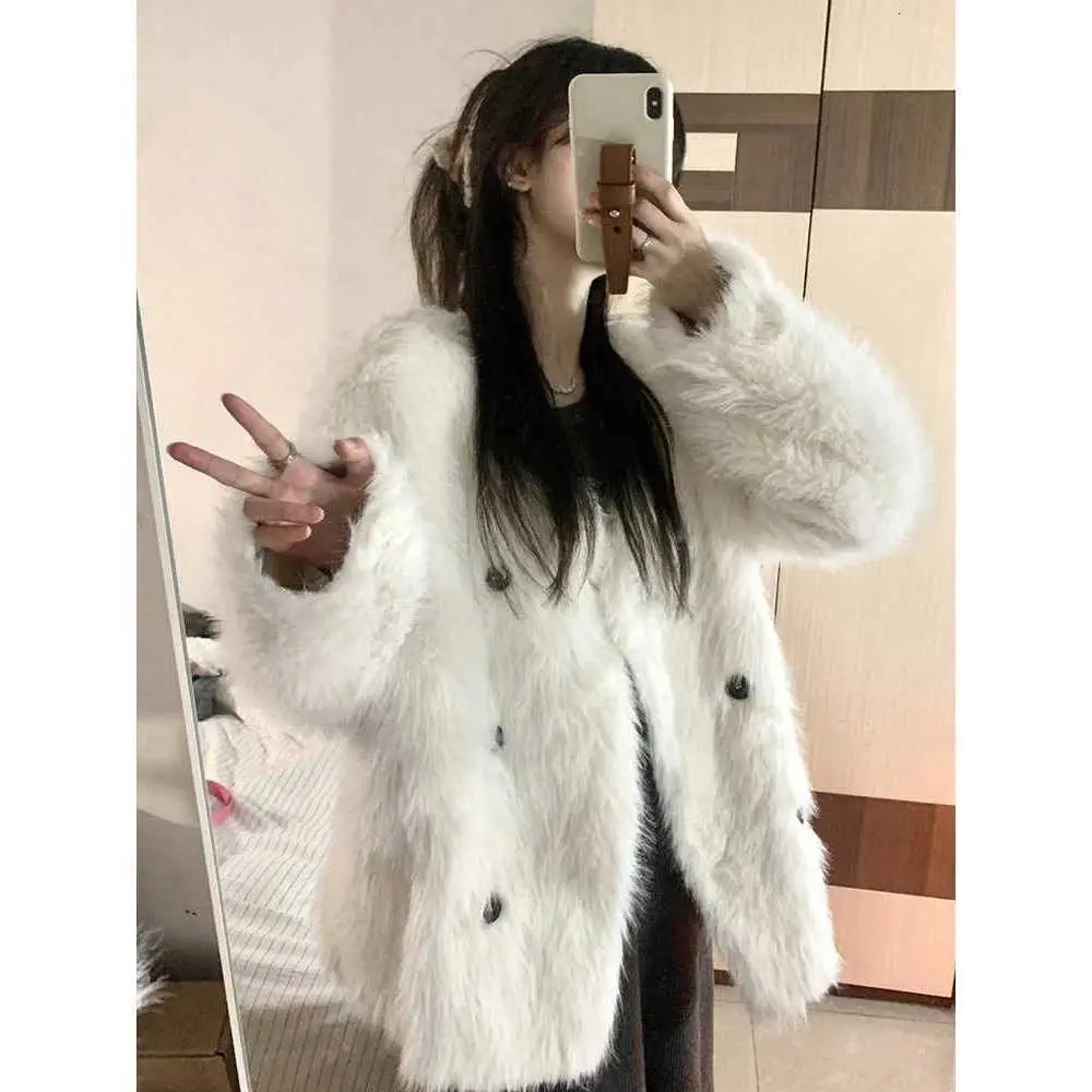 Fur Coat Womens Korean Version Loose and Thick Short Fashion Top 241115