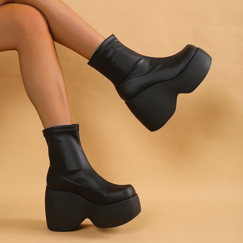 Punk Style Thick Soled Sloping Heel 40-43 Large Fashionable High Top Women's Boots.