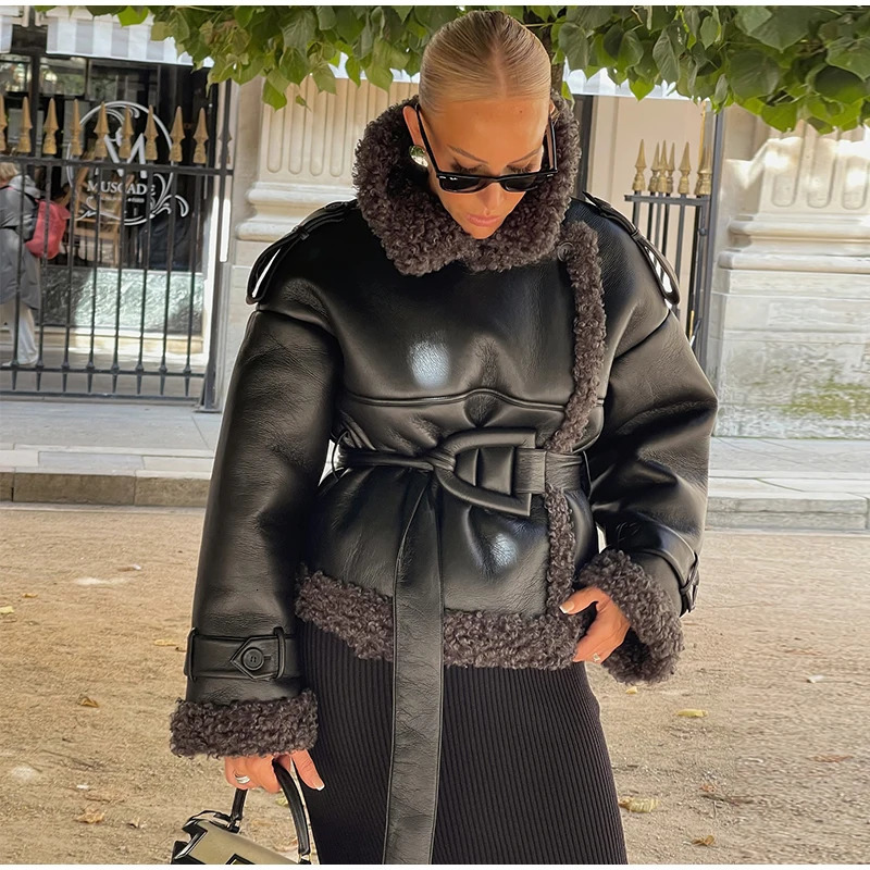 Retro Patchwork PU Leather Fur Jackets Women Casual Stand Collar Jacket With Belt Female Winter Thickening High Street Outwears 241114