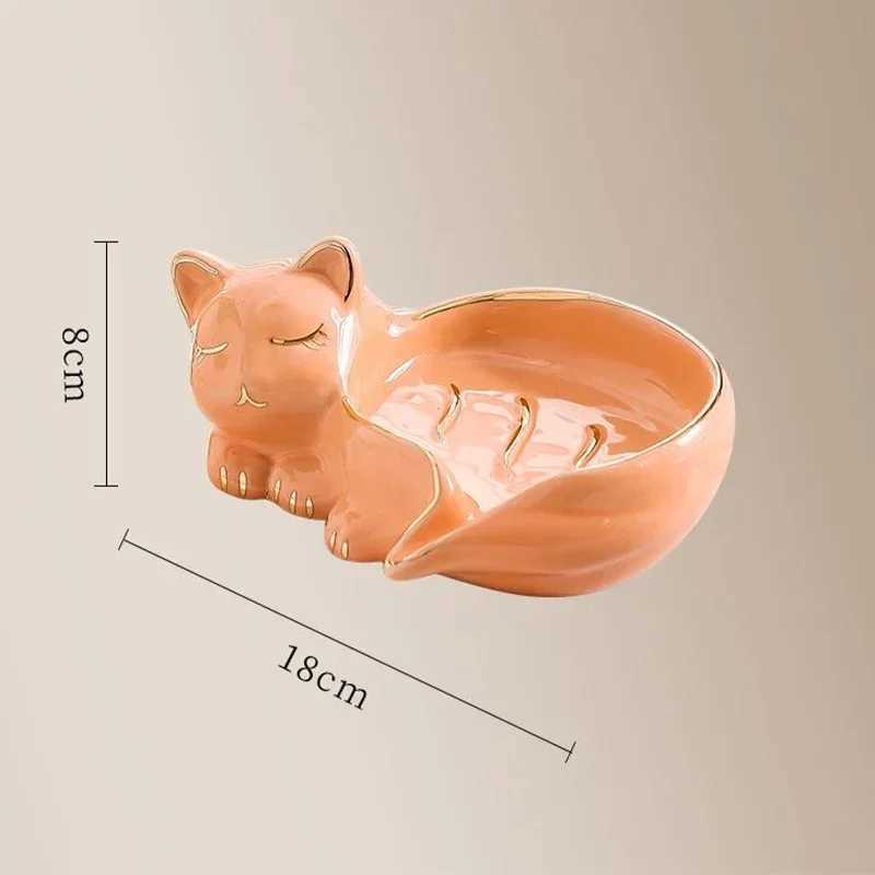 es Cartoon Cute Ceramic Soap Dish Cat Shape Soap Box with Drain Water Soap Box Wash Basin Drainage Shelf Bathroom Accessories 2024 S2411152