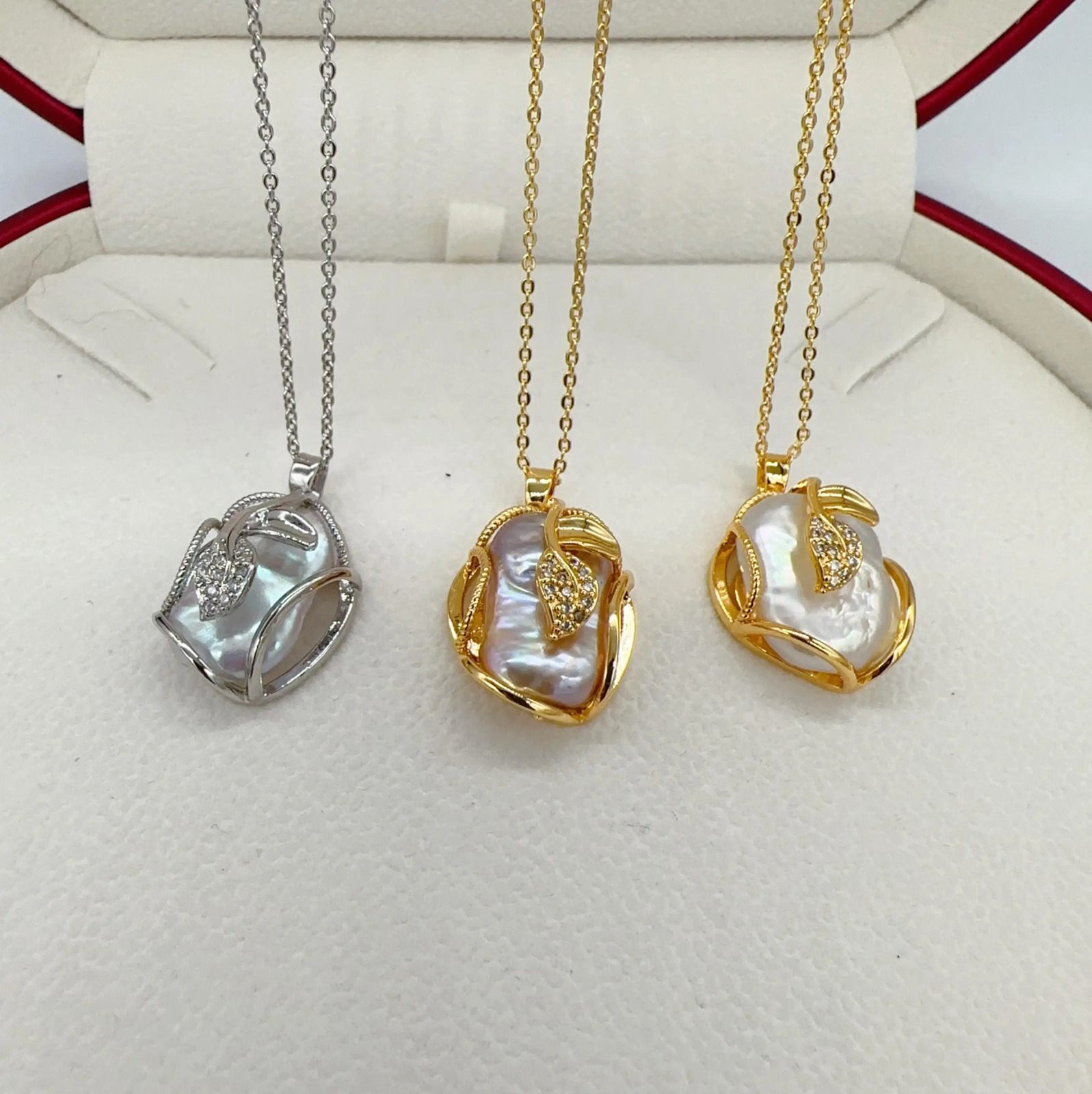 High quality natural freshwater pearl necklace earrings Baloch pearl jewelry set 18k gold-plated womens gift 241115