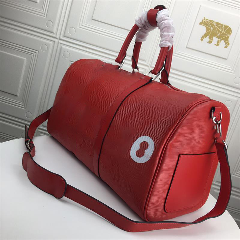 Designer luggage bag, travel bag, men's and women's fashionable large capacity zipper sealing coating, high-quality leather handheld shoulder crossbody bag, classic