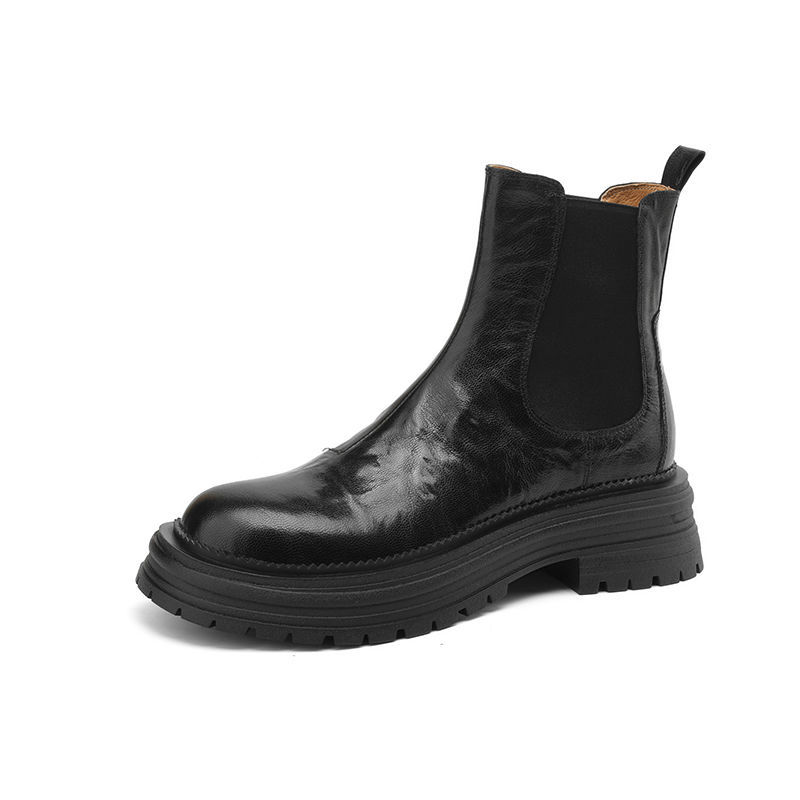 2024 Autumn/Winter New Handheld Pattern Round Head Splicing Coarse Heel Thick Bottom Versatile Short Boots.