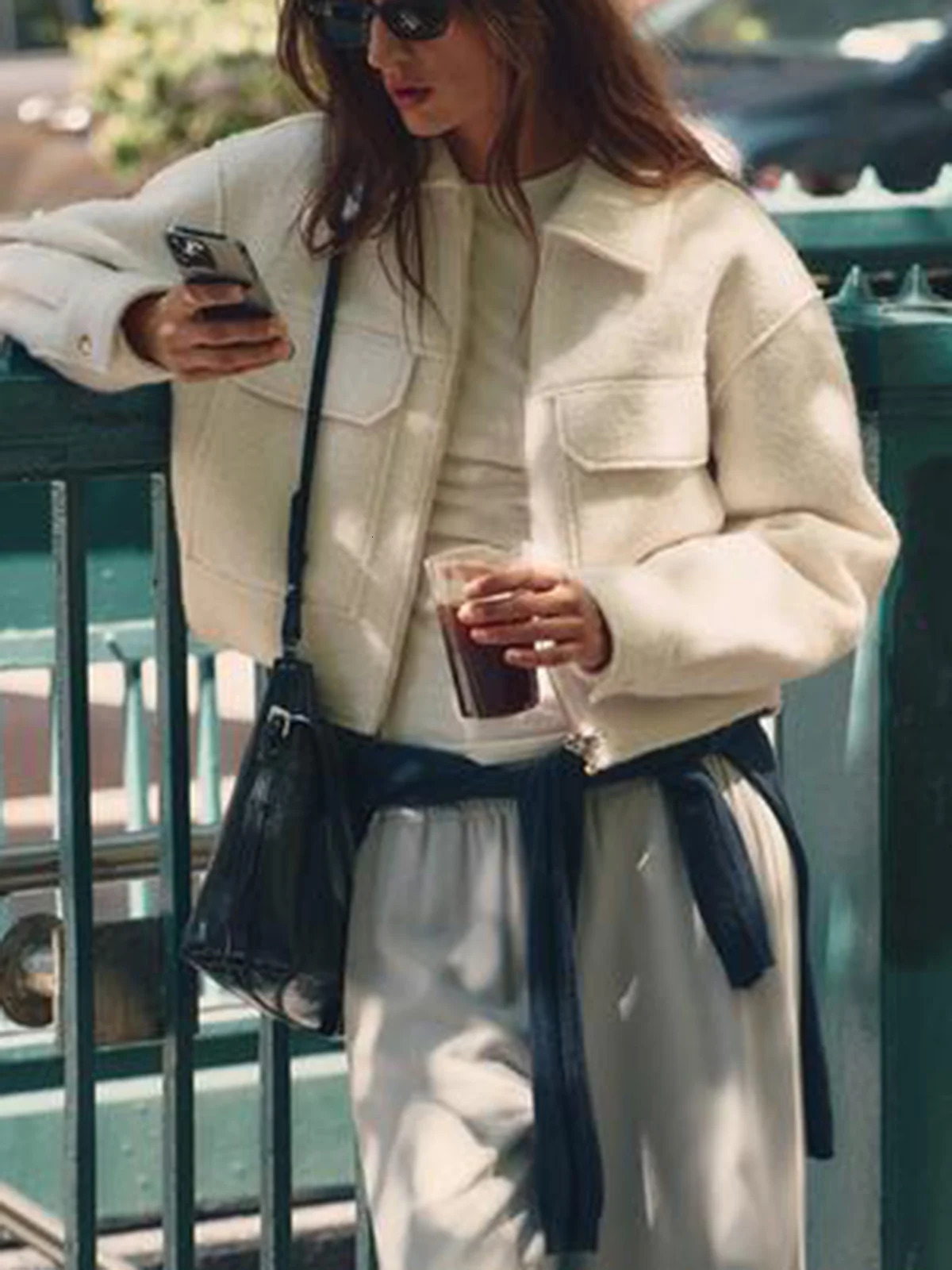 Frenken Autumn and Winter Womens Jacket Short Tweed Retro Lapel Long Sleeves Zipper Fashionable Elegant Woolen Outerwear 241115