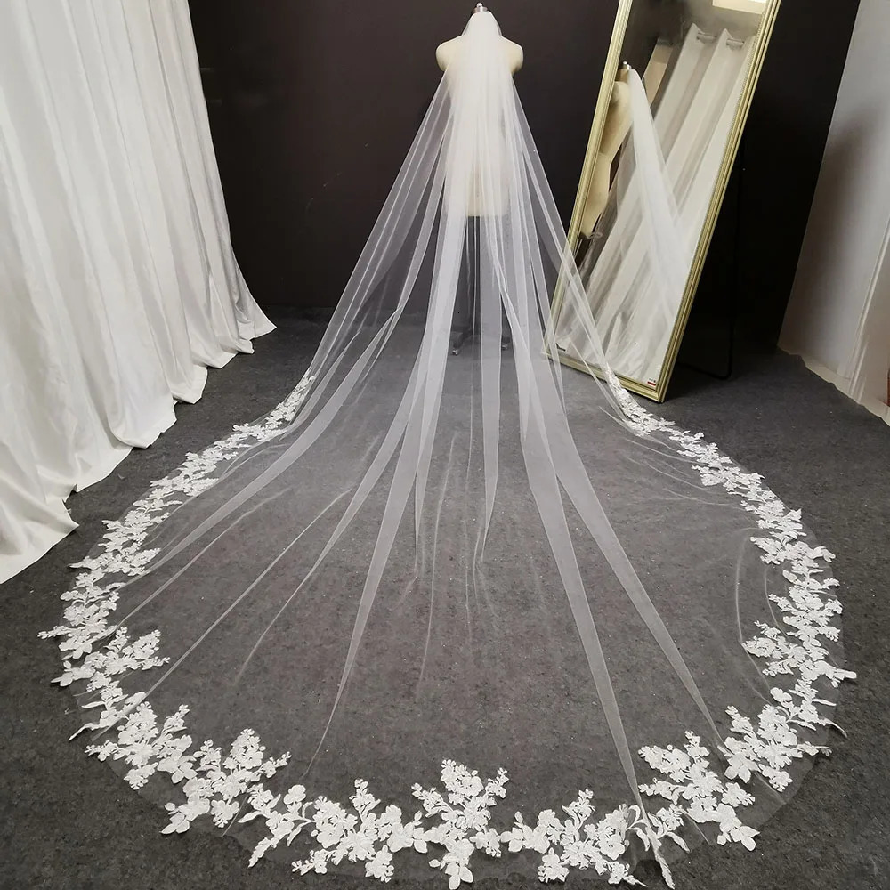 Customized long lace wedding veil 3-meter-long ivory white cathedral bridal veil with comb wedding accessories bridal headwear 241115