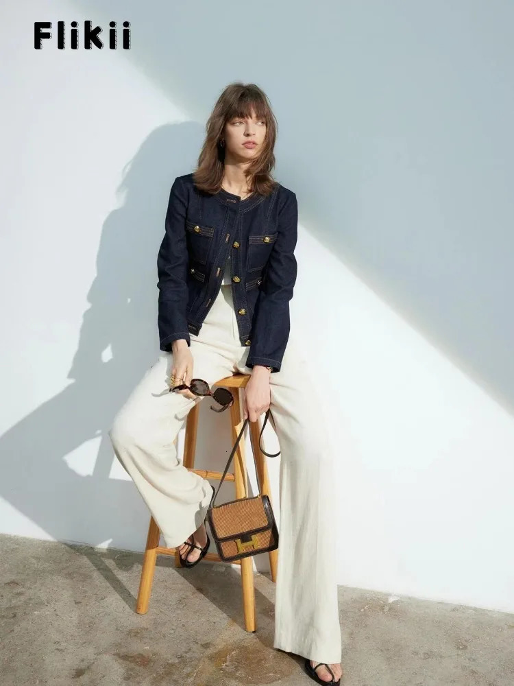 Womens French single chest loose Y2K jacket autumn casual bag wash round neck retro currency style denim jacket 241115