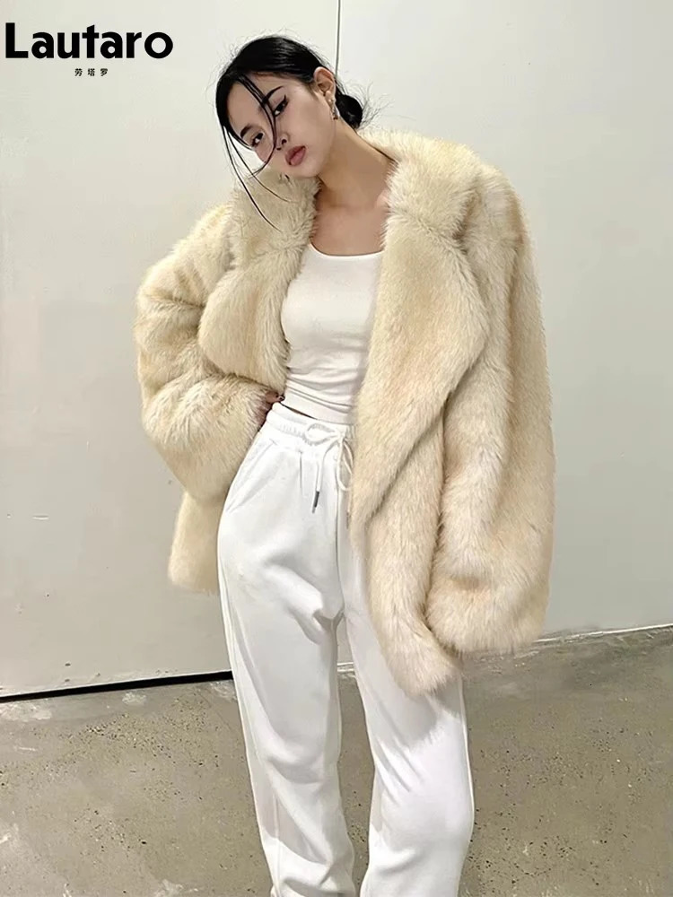 Lautaro Winter Loose Casual Thick Warm Soft Hairy Faux Fur Coat Women High Quality Furry Fluffy Jacket Korean Fashion 241115