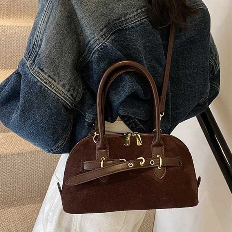 Autumn Frosted Small Bag For Wen 2024 New Versatile Crossbody Bag Fi Hand-held Shell Bag Belt Buckle Coin Purse Z250515
