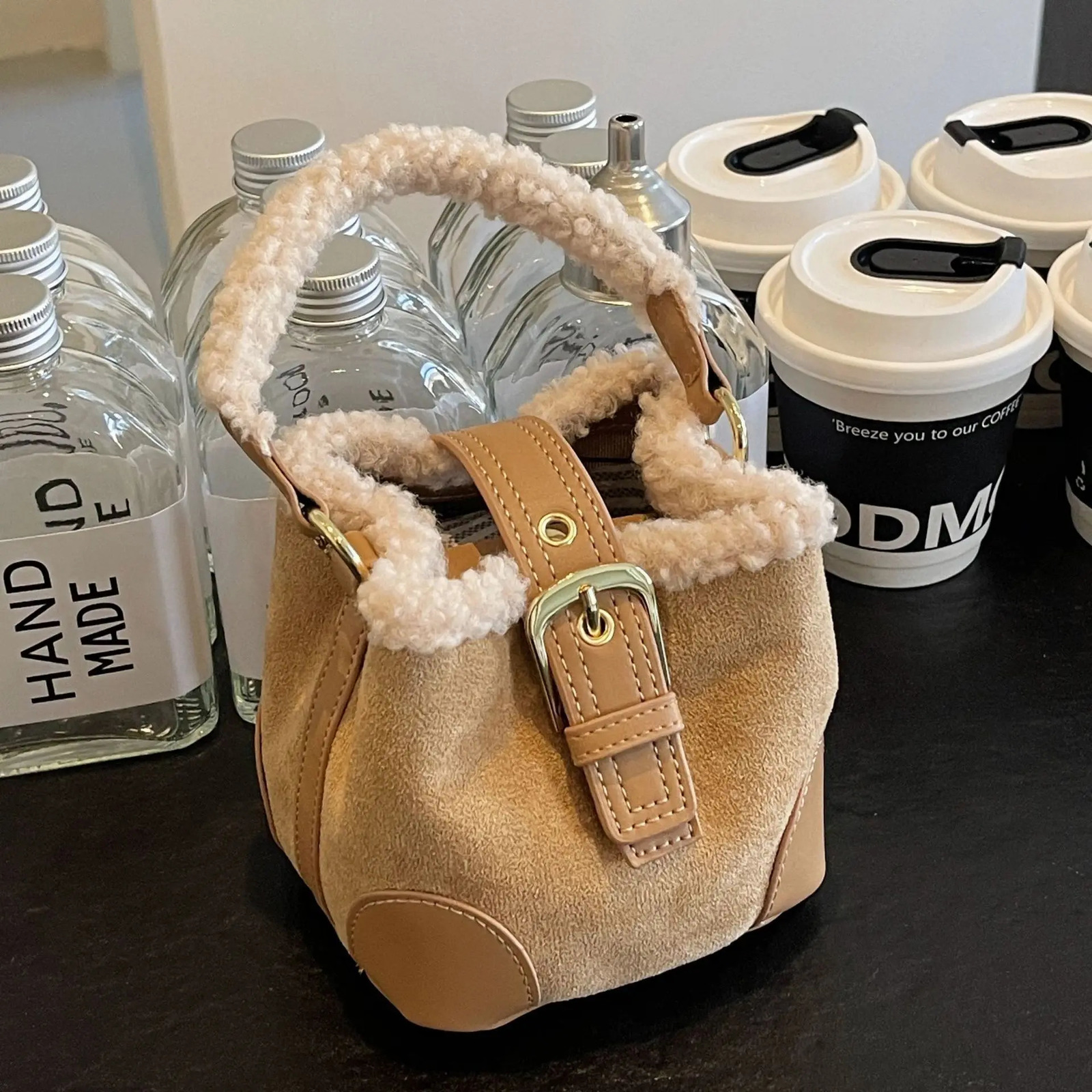 Lamb Wool Mini Vintage Suede Bucket Bag Women Maillard Retro Handbag for Ladies Faux Fur Shoulder Crossbody Bag Female Purses 241114