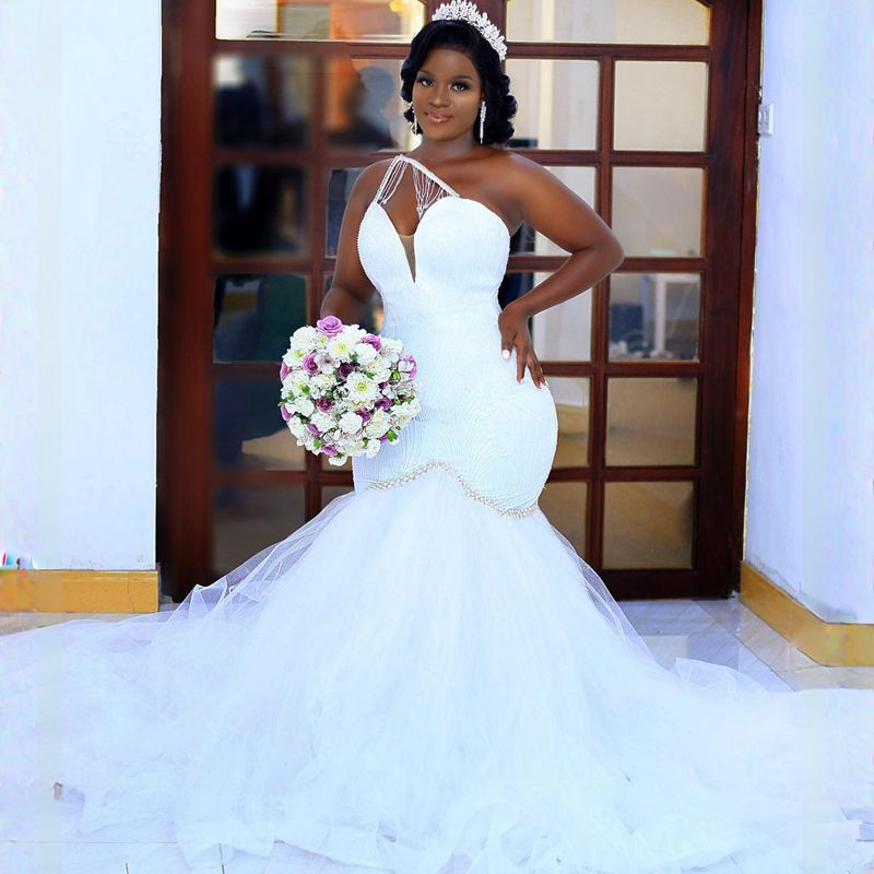 Arabic Mermaid Wedding Dresses One Shoulder Illusion Crystal Beads Sleeveless Bridal Gowns Plus Size Zipper Back