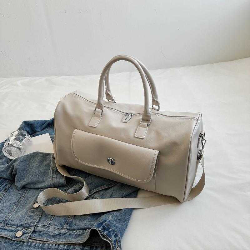 Travel Bag for Women Large Capacity Short Distance Travel Portable Luggage Bag Multifunctional Pu Yoga Portable Fitness Bag