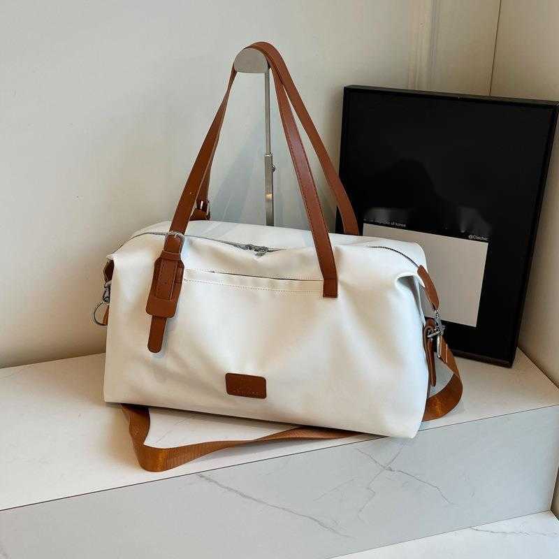 Large Capacity Travel Bag Strong Sense of Luxury Luggage Bag Dry and Wet Separation Crossbody Shoulder Bag Business Trip and Delivery Bag