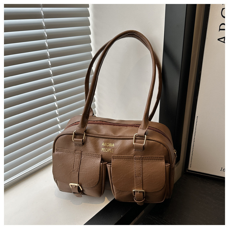 Designer's new women's for autumn and winter, large capacity high-end single shoulder bag, Korean version handbag, oil wax leather armpit ba