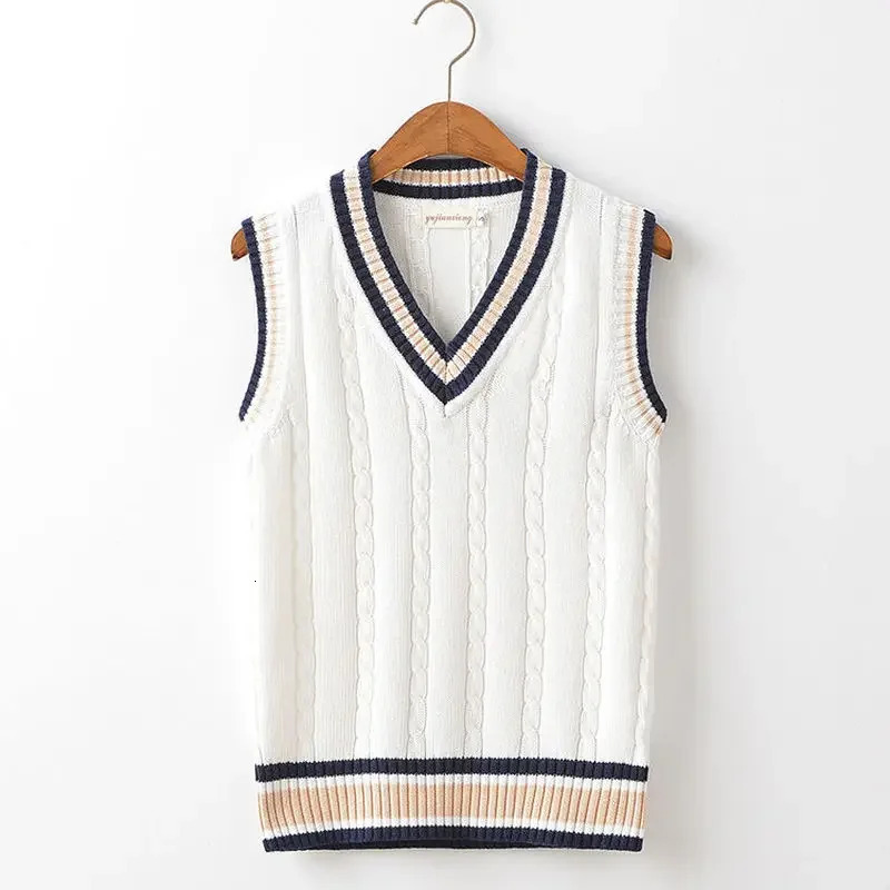 Sweater Vest Men Thicken Vneck Sleeveless Knitted Sweaters Vests Striped Retro Preppystyle Simple Chic Loose Casual Allmatch 241115