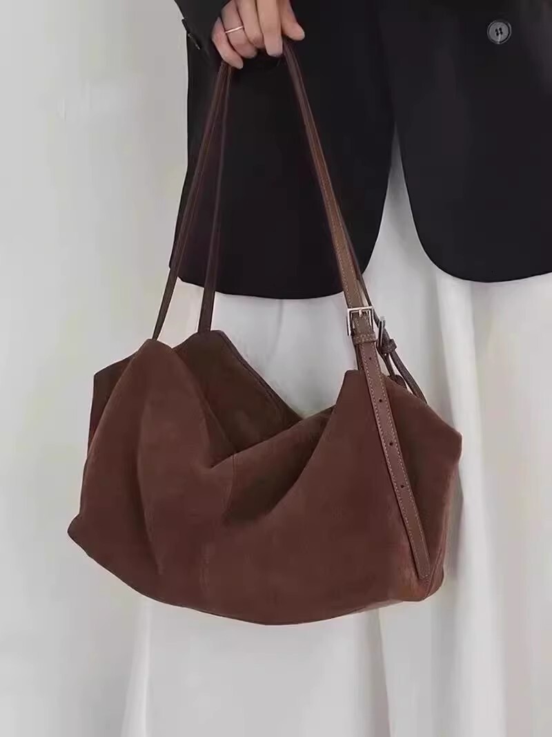 Fashion Trend Autumn/Winter New Large Capacity Suede Pillow Designer Tote Bag Strap Niche Single Versatile Cross Shoulder Female