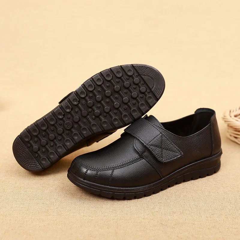 Womens Flat Shoes Soft Leather Comfortable Casual Shoes Womens Flat Shoes 241115ww