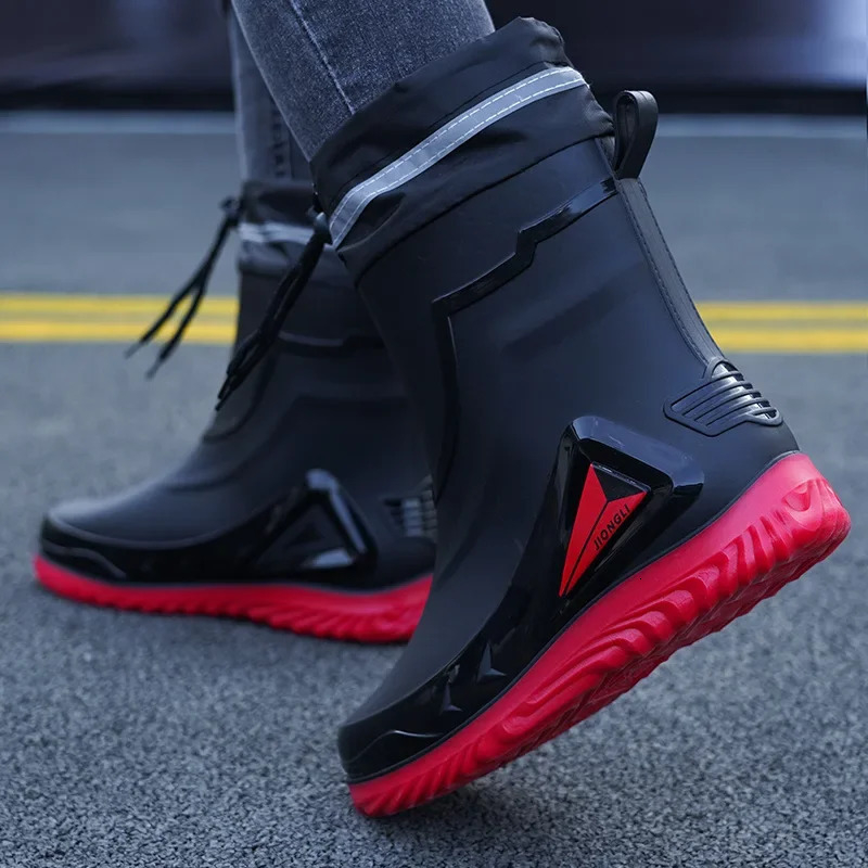Waterproof Mens Rain Shoes Outdoor Nonslip Work Shoes Fleece Lined Cotton Warm Rain Boots Kitchen Footwear Male 241115