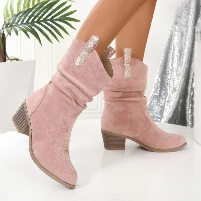 Womens shoes 2024 selling sleeve womens shoes winter round heel suede solid short tube thick boots large size fashionable boots 241115