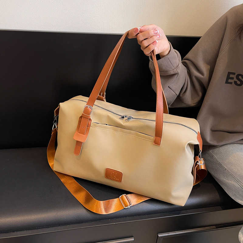 Large Capacity Travel Bag Strong Sense of Luxury Luggage Bag Dry and Wet Separation Crossbody Shoulder Bag Business Trip and Delivery Bag