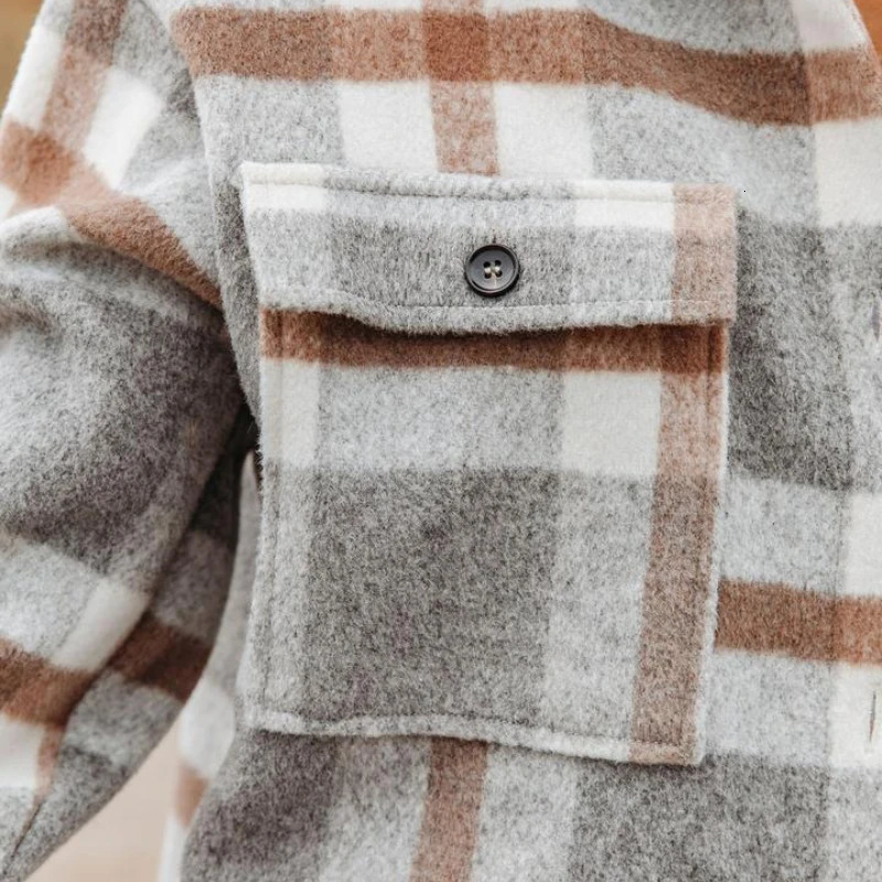 Womens Flannel Plaid Long Sleeve Button Down Shirts Jacket Coats with Side Pockets Casual FallWinter Loose Fit Coat for Women 241108