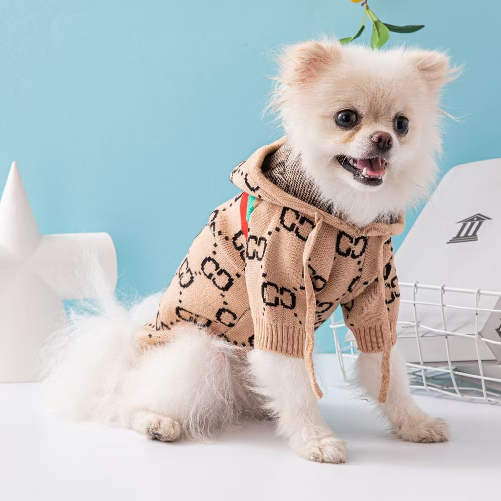 Designer Clothing Sweater Soft Warm Dog Hoodies Pet Winter Coat Jacket Cold Weather Clothes For French Bulldog Chihuahua Schnauzer Wholesale