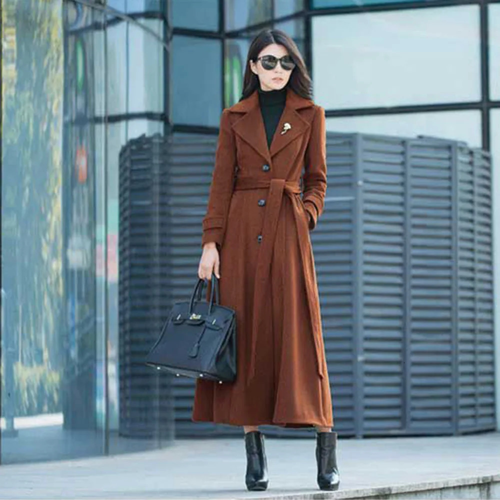 Fashion wool coat womens wool coat winter slim fit Hepburn style extra long knee temperature coat womens trend. 241115