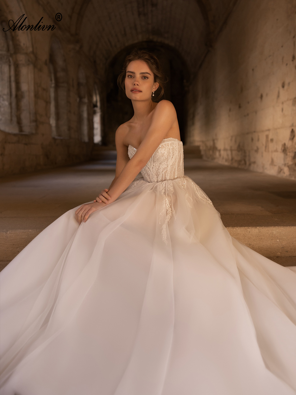Stunning A-Line Tulle Sweetheart Wedding Dress Beading floral Lace Bridal Gowns Adroned With Delicate sliky Tulle Corset Off The Shoulder Bridal Gowns