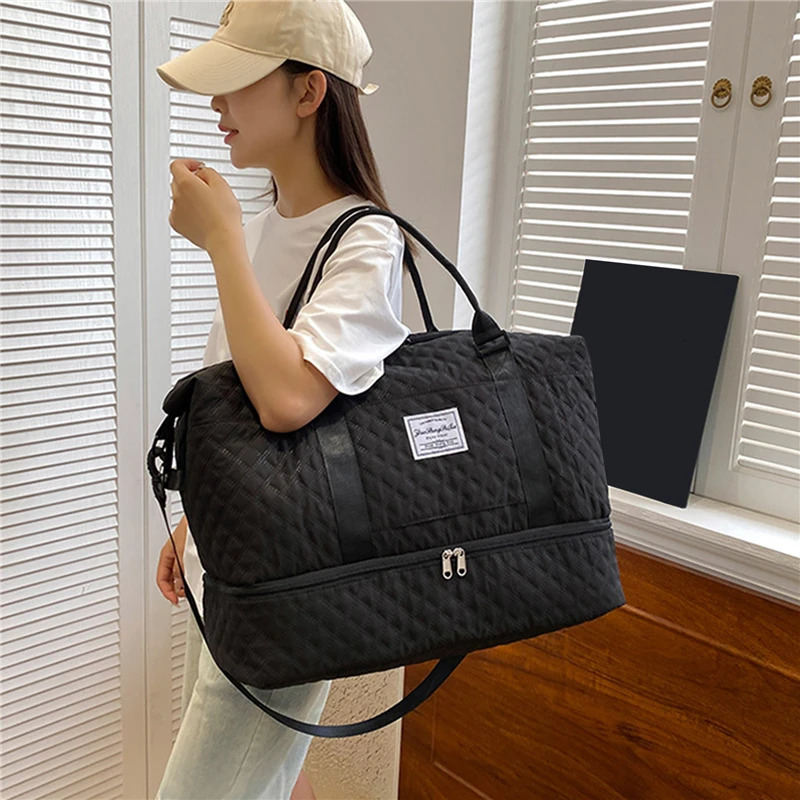 Womens large capacity travel bag waterproof handbag travel luggage bag womens yoga fitness bag with shoes company 241115