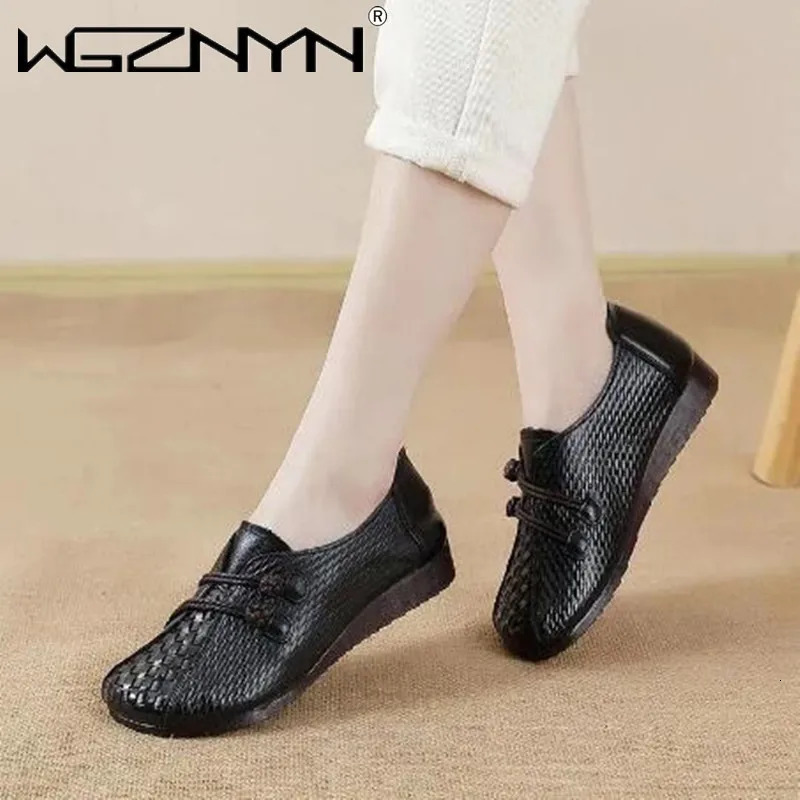 2024 Spring Leather Apartment Womens Wide Fit Grandmas Bigfoot Shoes er Double Rope Round Sole Black Sports Shoes 241115
