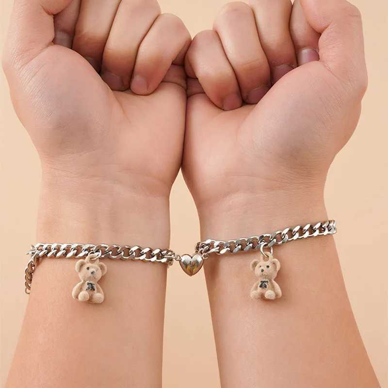 2Pcs New Plush Bear Couple Magnet Bracelets Stainless Steel Heart Chain Bracelet Unisex Friendship Valentines Day Jewelry W250121