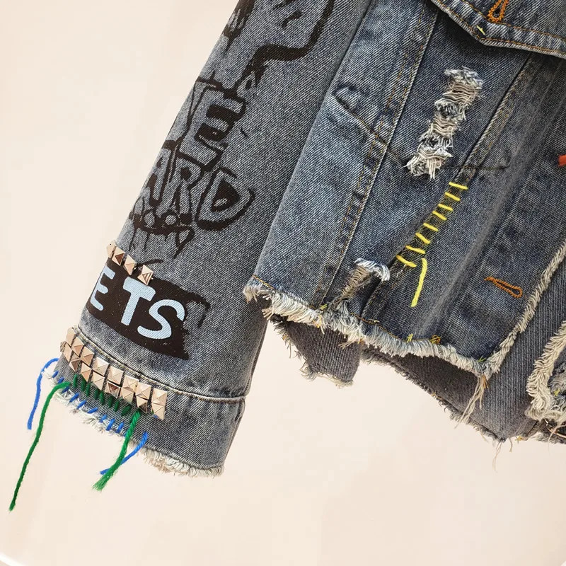 Spring Autumn Women Street Fashion Graffiti Denim Jacket Female Personality Short Raw Cut Rivet Fringe Jean Coat 241116