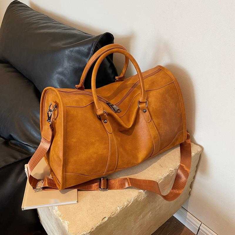 Sports Bag Womens Fitness Foreskin Travel Handbag Womens Lightweight Short Distance Travel Bag