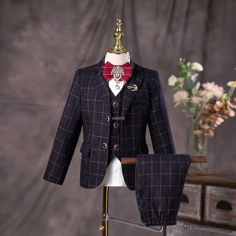 Suits Kids Gentleman Jakcet Vest Pants 3PCS Photograph Dress Boys Luxurious Wedding Suit Children Teenagers Formal Stage Show Costume