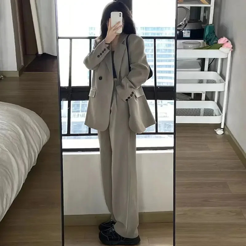 Fashionable Casual Loosefit Slimming Womens Westernstyle Suit Jacket 2piece Set For Springautumn 2023 241115