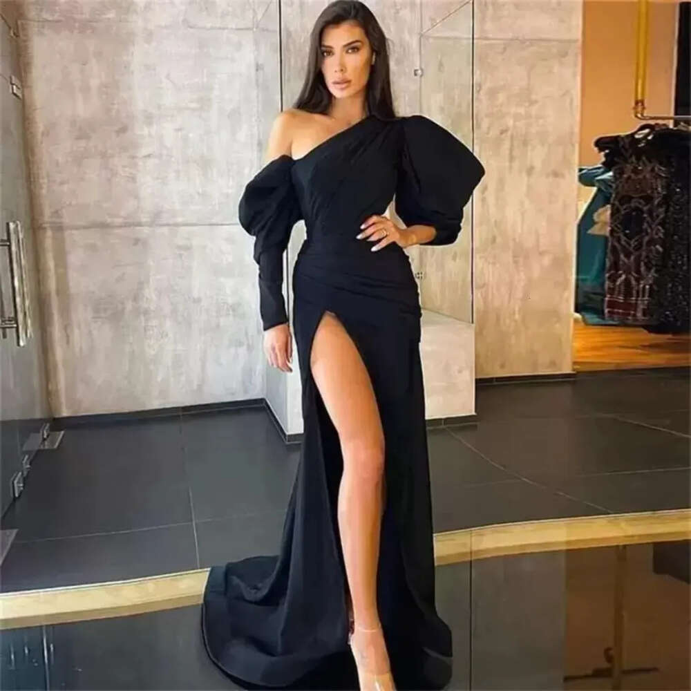 Sexy Black Evening Dresses Mermaid Puffy Long Sleeves Split Satin Formal Party Prom Gowns Pleats Designer Celebrity Dress 0218