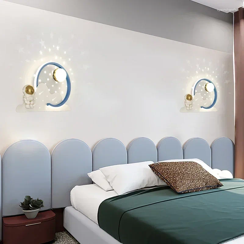 Lamps Wall Cute Mini Astronaut Style Modern LED Lights Living Children Study Room Baby Bedroom Bedside Home Indoor Lighting