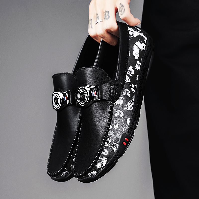 2024 Spring summer New Trend Breathable Casual Men All Soft Leather Bean Fashion Set Feet Lazy Men's Shoes